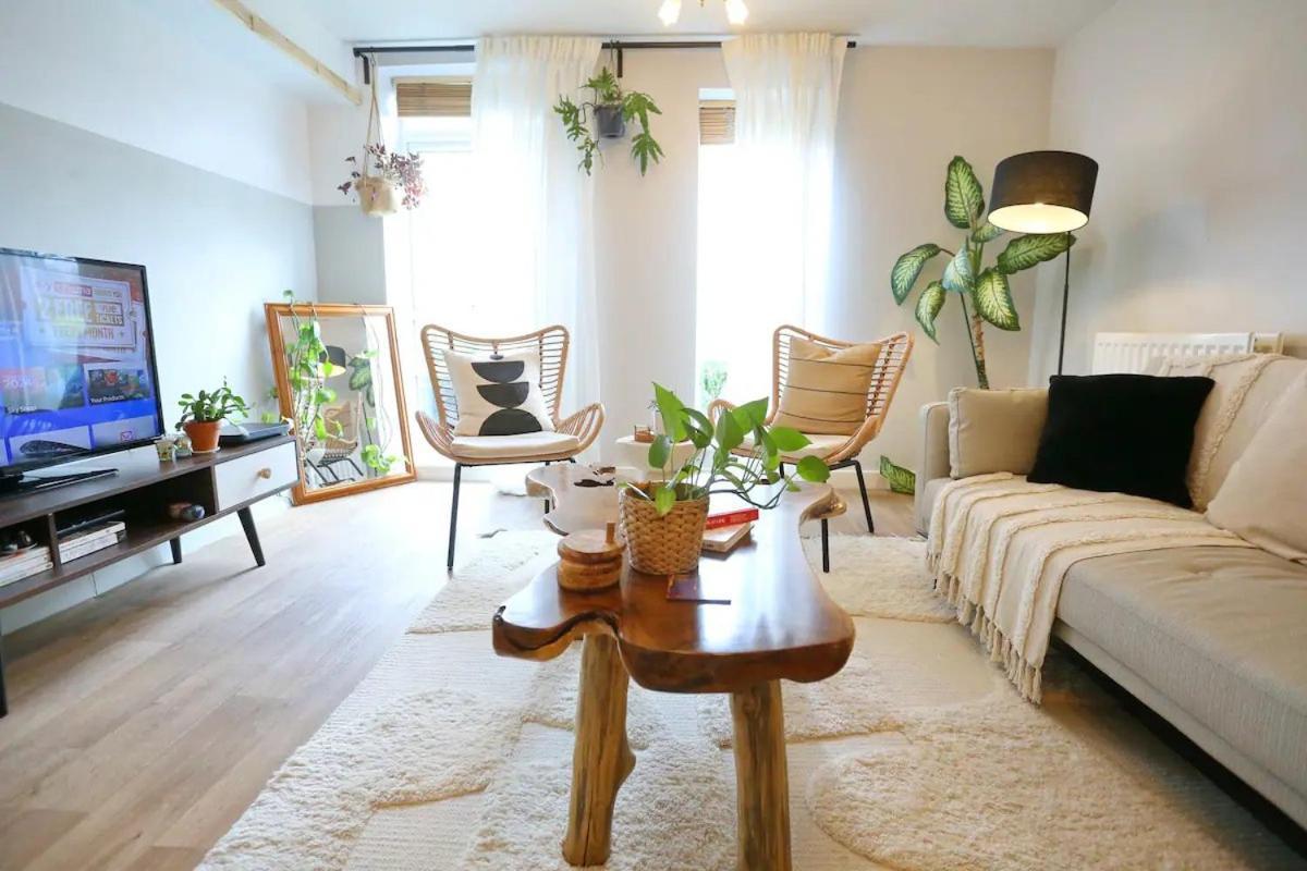 Pass The Keys New Modern, Jewellery Quarter Apartment *